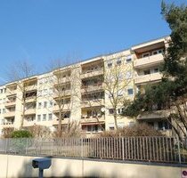 3-Zimmerwohnung in toller und ruhiger Lage von Zerzabelshof - Balkon und Einbauküche vorhanden - Nürnberg