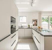 3 Zimmer-Wohnung mit eigenem Garten, Einbauküche und Tiefgaragenstellplatz - Wiesbaden Biebrich