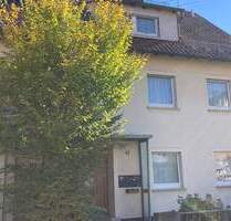 VS-Schwenningen, Doppelhaushälfte mit 3 Wohnungen, Doppelgarage. - Villingen-Schwenningen