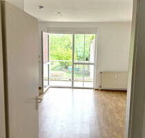 Wohnen in grüner Ruhe - Nähe Golfplatz Motzen, BER mit Balkon, EBK & Tiefgarage - Mittenwalde