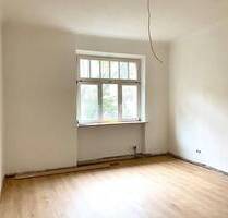 Renovierte Jugendstilwohnung mit Süd-Balkon in ruhiger Anwohnerstraße - Nürnberg Rabus