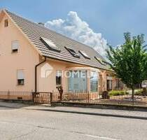 Ländlich leben, stilvoll wohnen: Haus mit Weitblick, flexibel als Ein- oder Zweifamilienhaus nutzbar - Rheinmünster Söllingen
