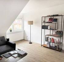 Zentral im Westen: Attraktive 2-Zimmer-DG-Wohnung - Stuttgart Vogelsang