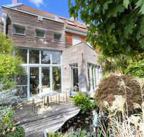 ANSPRUCHSVOLLES ARCHITEKTENHAUS MIT EINLIEGERWOHNUNG IN RUHIGER LAGE VON DIEBURG