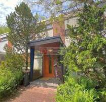 Top!! Gepflegtes Einfamilienhaus mit Garten, Balkon, Keller & Garage - Frankfurt am Main Niederursel