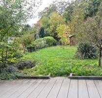 Smart! Sicher! Sofort Verfügbar! Saniertes Reihenmittelhaus auf einem Erbpachtgrundstück - Dreieich Dreieichenhain