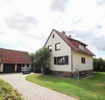Hier können Träume wachsen - Einfamilienhaus mit Garten & viel Gestaltungsfreiheit - Edemissen