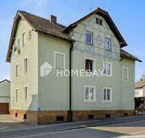 Attraktives MFH zentral in Amberg: 5 vermietete Wohnungen, Garagen und Stellplätze im Innenhof