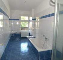 2-Raum WE, gute Lage 1 OG, Tageslichtbad, großer Balkon, Küche mit Balkonausgang, Fenster, - Leipzig Böhlitz-Ehrenberg