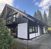 Wohnen im Grünen! - 2.000,00 EUR Kaltmiete, ca.  200,00 m² Wohnfläche in Freiberg (PLZ: 09599)