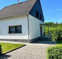 Schönes Einfamilienhaus in traumhafter Lage (Kreuzau-Obermaubach)