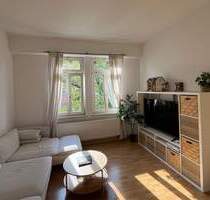Gemütliche 3 Zimmer-Wohnung in einem äußerst gepflegten Haus im 3. OG, Tageslichtbad mit Dusche - EBK kann abgelöst werden - Studenten willkommen - Nürnberg Rabus