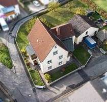 Preisanpassung! Großes Wohnhaus mit schönem Garten und Nebengebäude mit Garage in Weidach! - Weitramsdorf / Weidach