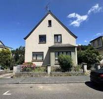Haus der 99 Möglichkeiten - 399.000,00 EUR Kaufpreis, ca.  115,00 m² Wohnfläche in Alfter (PLZ: 53347)