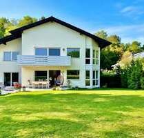Lichtdurchflutetes Haus mit großzügigem Garten in ruhiger Top-Lage von Karlsruhe
