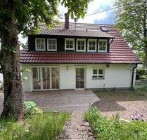 PROVISIONSFREI- Gemütliches, renoviertes Einfamilienhaus mit Garten & Doppelgarage - Tuttlingen
