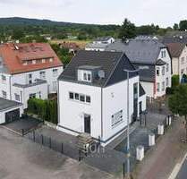 ***Wohnen & Arbeiten unter einem Dach*** 5 Zi. Freistehendes Haus mit Potenzial - Bad Homburg vor der Höhe Kirdorf
