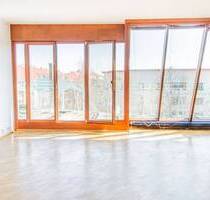 Architektonisches Highlight am Preußenpark: Stilvolle 2-Zimmer-Wohnung mit großer Terrasse - Berlin Wilmersdorf