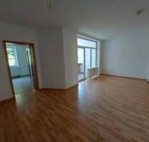 Toll geschnittene 3-Zi-Whg mit großem Balkon im 1.OG - Gera Ostviertel