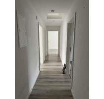 Charmante 3-Zimmer-DG-Wohnung in Mannheim - renoviert und bezugsbereit