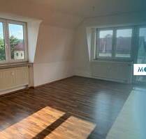 Großzügige 2-Zimmer-Dachgeschosswohnung mit Balkon - Senden Ay