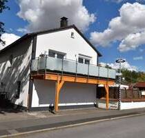 Zweifamilienhaus mit großem Biergarten in direkter Ruhrnähe - Wickede