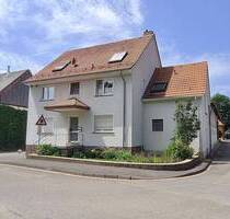 Modernisiertes Zweifamilienhaus mit ehem. Stallanbau und Scheune in Warburg-Dalheim