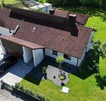 Wohnen wie im Urlaub - Haus mit Indoorpool und weitläufigem Garten! - Hofkirchen