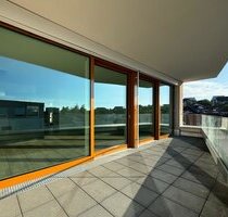 Großzügiges 2,5 Zimmer-Penthouse in privilegierter Wohnlage von FN - Friedrichshafen