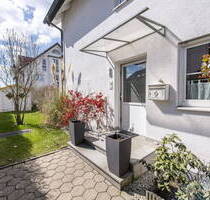 Bezugsfreie, charmante 2,5 Zimmer-Gartenwohnung auf 2 Etagen zzgl. Hobbyraum - Olching