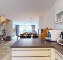 Modernes Reihenmittelhaus aus 2018 mit 5 Zimmern und Carport in Meckenbeuren