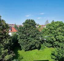 Charmante 3-Zimmer-Dachgeschosswohnung - München Moosach