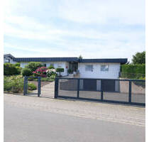 Bungalow mit Traumgrundstück, AußenpoolTeich und viel Platz für Autoliebhaber - Lohmar Durbusch