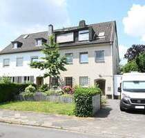 Teilvermietetes Mehrfamilienhaus mit Potenzial in bevorzugter Lage von Ddorf-Stockum - Düsseldorf