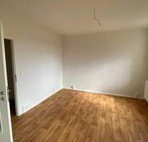 Familienfreundlich & modern: Sanierte Wohnung in bester Lageng ist bereit! - Suhl