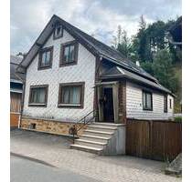 Wohnhaus in Katzhütte - 23.000,00 EUR Kaufpreis, ca.  95,00 m² Wohnfläche in Katzhütte (PLZ: 98746)