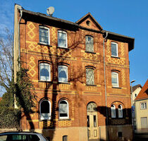 Schick und Charme vergangener Zeiten! *Stattliches Mehrfamilienhaus mit historischem Flair* - Kassel / Bettenhausen