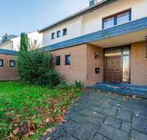 Modernes Einfamilienhaus in ruhiger Lage mit großem Garten - Kerpen Horrem