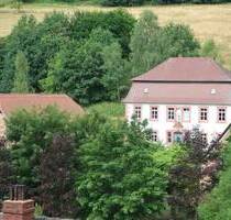 Exklusiver Gutshof mit Wiesen und Wald - Altenbuch