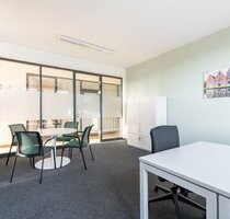 Privater Büroraum für 3 Personen 15 sqm in Regus Universitätscampus Lübeck