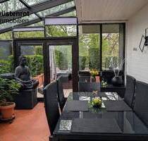 Außergewöhnliche Dachterrassenwohnung mit zusätzlichem Wintergarten in Solln - München