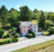 Fast-Alleinlage am Stadtrand von Coburg mit 2. Baurecht auf 3.358 m² großem Grund!