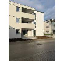 Neubau-Erstbezug ! Moderne Wohnung mit Balkon in toller Wohnlage in Gerolzhofen !