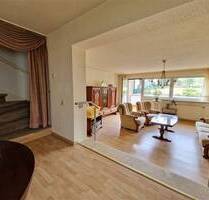 Einseitig angebautes FH mit Garten und 2 Garagen in ruhiger Lage 66539 NeunkirchenFurpach