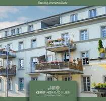 Altbau-Juwel in Rheinnähe! 150m² große 4 Zimmerwohnung mit geräumiger Terrasse und PKW-Stellplatz! - Krefeld / Uerdingen