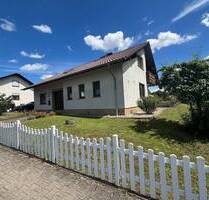 TOP-GELEGENHEIT! Einfamilienhaus mit schönem Weitblick in ruhiger Lage von Obermoschel zu verkaufen