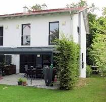 neu- und hochwertiges Reiheneckhaus mit Garten in bevorzugter Lage am Moniberg - Landshut Peter u. Paul