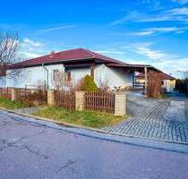 Mitten im Grünen - 178 m² großer Bungalow! - Klipphausen Weitzschen
