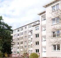 Frisch modernisiert - Helle Wohnung mit Balkon - 