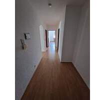 2-Zimmerwohnung in einem Mehrfamilienhaus in Lichtenfels-Oberwallenstadt im 2. OG!